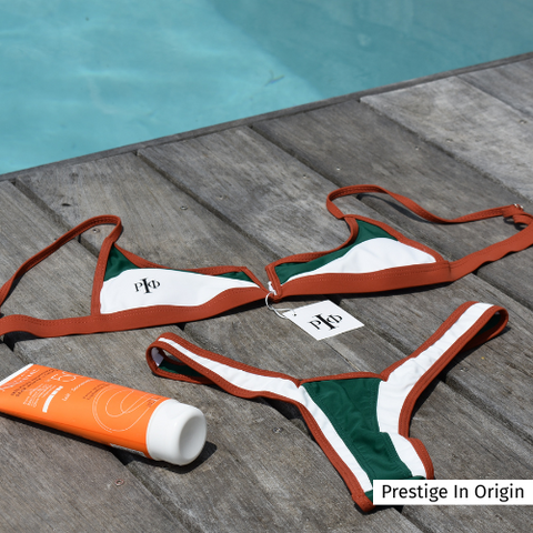 WOMEN'S SWIMWEAR COLOR