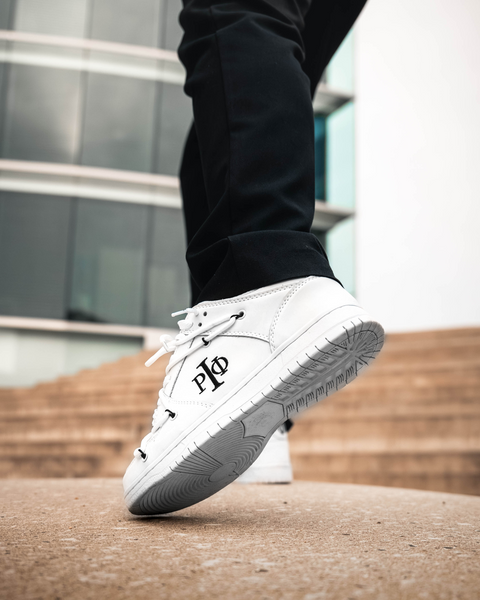 LA FIRST SHOES